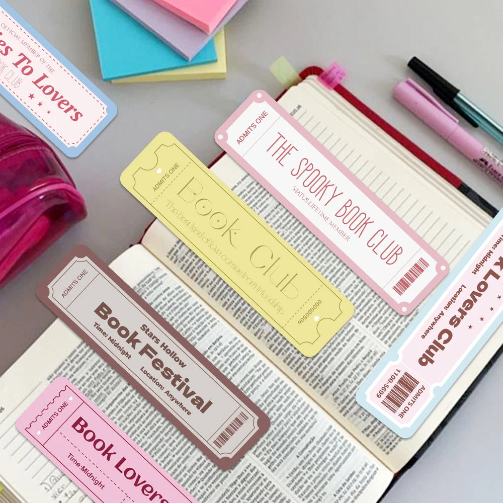 Book Lovers Bookmark