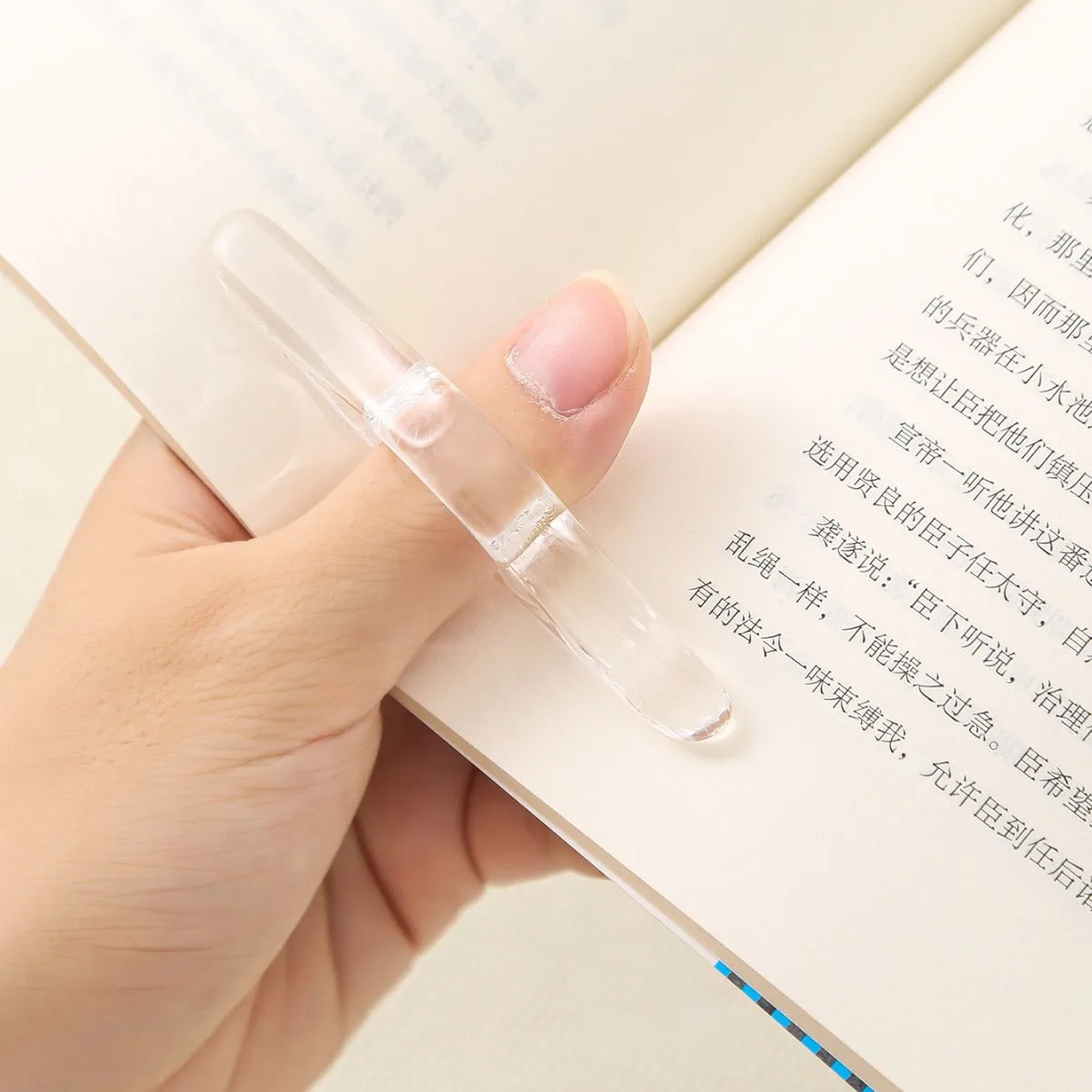 Acrylic Bookmark Thumb Book Holder